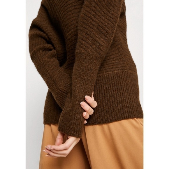 Nwt Banana Republic Finnley Wedge Boatneck Sweater Wool Yak Blend - Picture 16 of 17